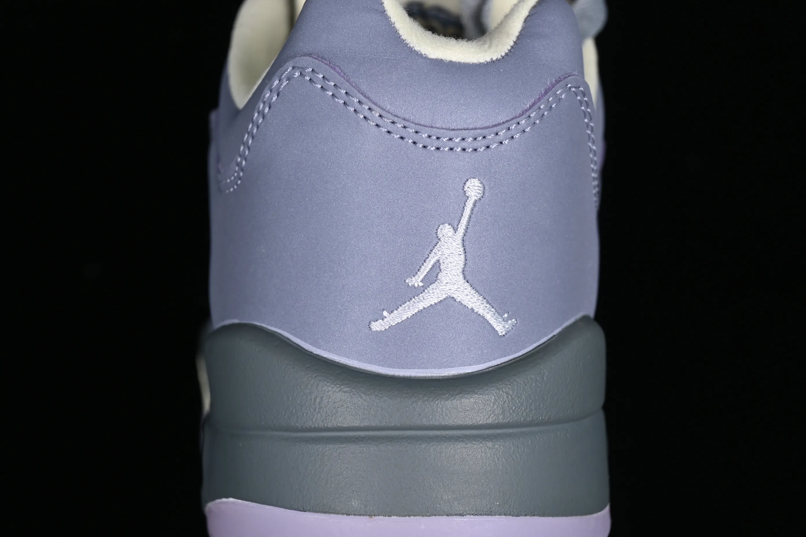 All categories Air Jordan Jordan series basketball shoes Air Jordan 5 G version Air Jordan 5 Low "Indigo Haze" AJ5 Joe 5 3M reflective indigo fog color low-top basketball shoes FJ4563-500